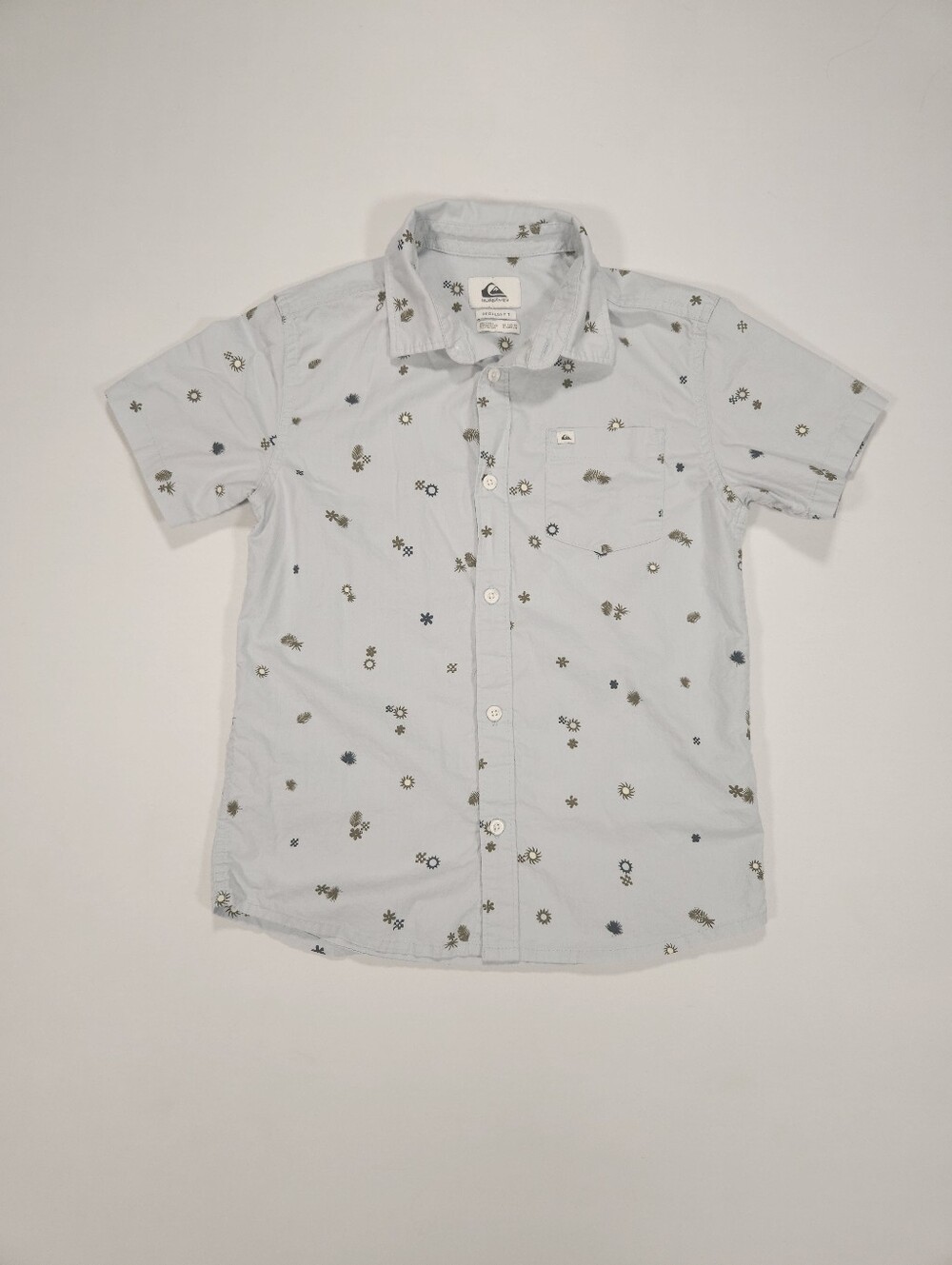 Boys Quicksilver Size S Blue Button Down Regular Fit Shirt Excellent Condition